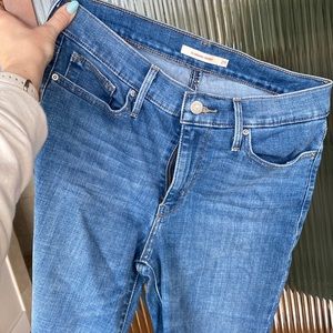 Size 29 Levi’s Skinny jeans